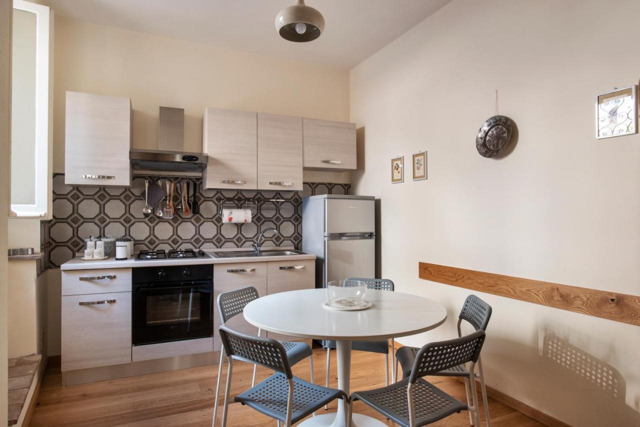 Casa Clara Appartamenti Assisi Bagian luar foto