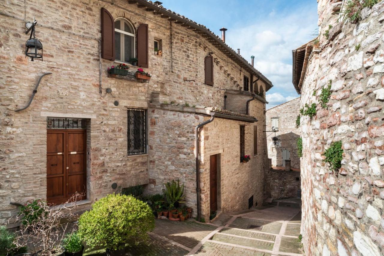 Casa Clara Appartamenti Assisi Bagian luar foto